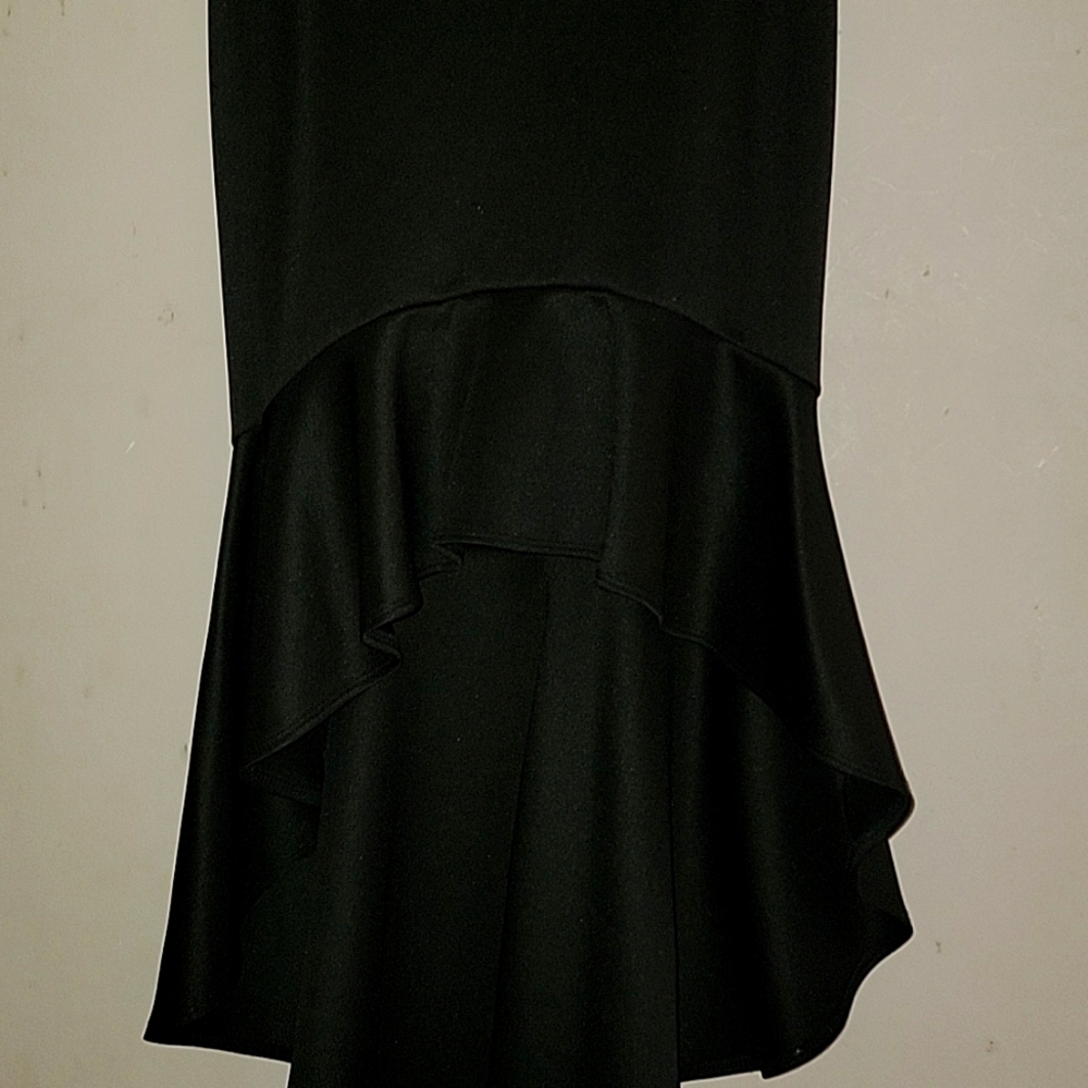 Black Asymmetrical Skirt. Size Meduim